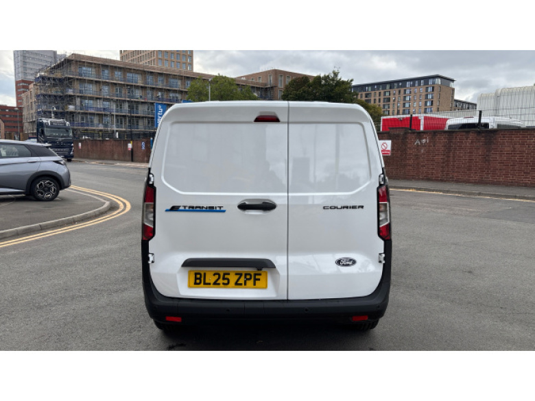 Ford Transit Courier E-Transit Courier 100kW 43kWh Trend Van Auto